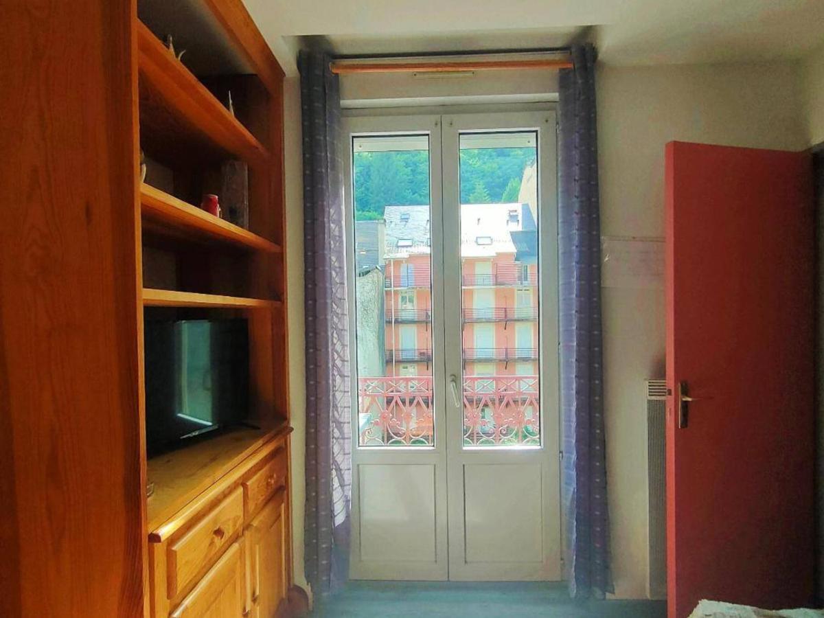 Appartement Centre-Ville 4/6 Pers, 3E Etage, Cuisine Equipee, Parking Gratuit, Linge En Supplement - Fr-1-234-228 Cauterets Dış mekan fotoğraf